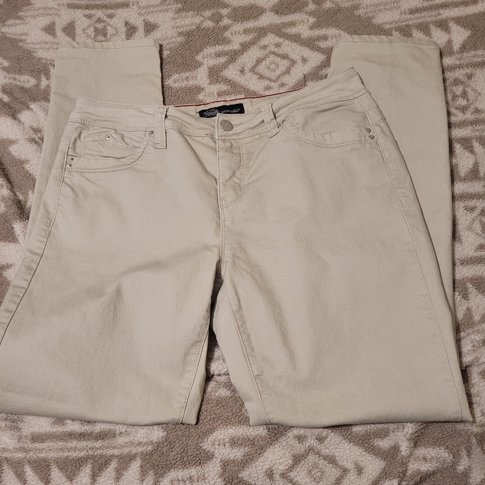 Royalty Women's Cream Straight-Leg Jeans